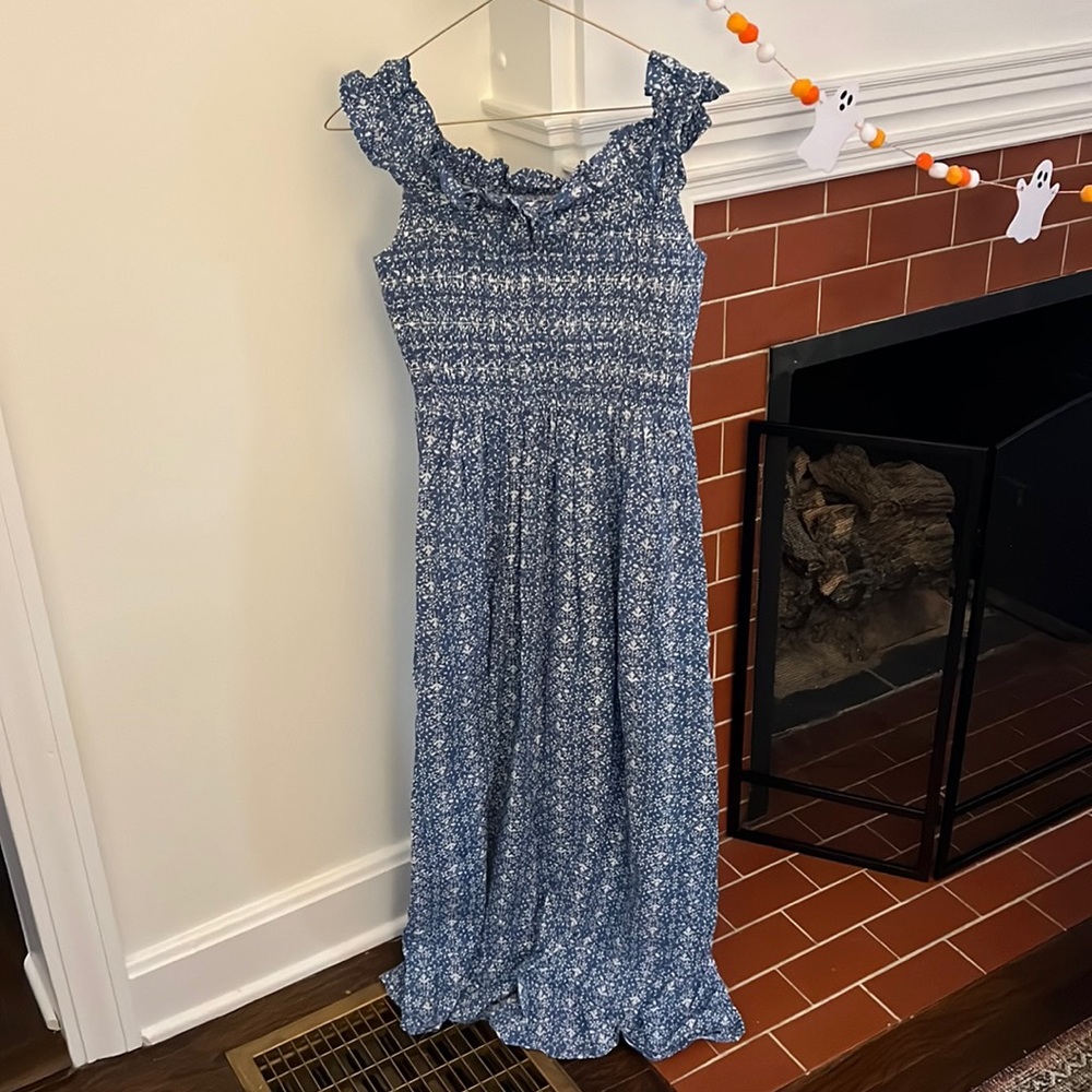 Gal Meets Glam Blue Floral Midi Dress